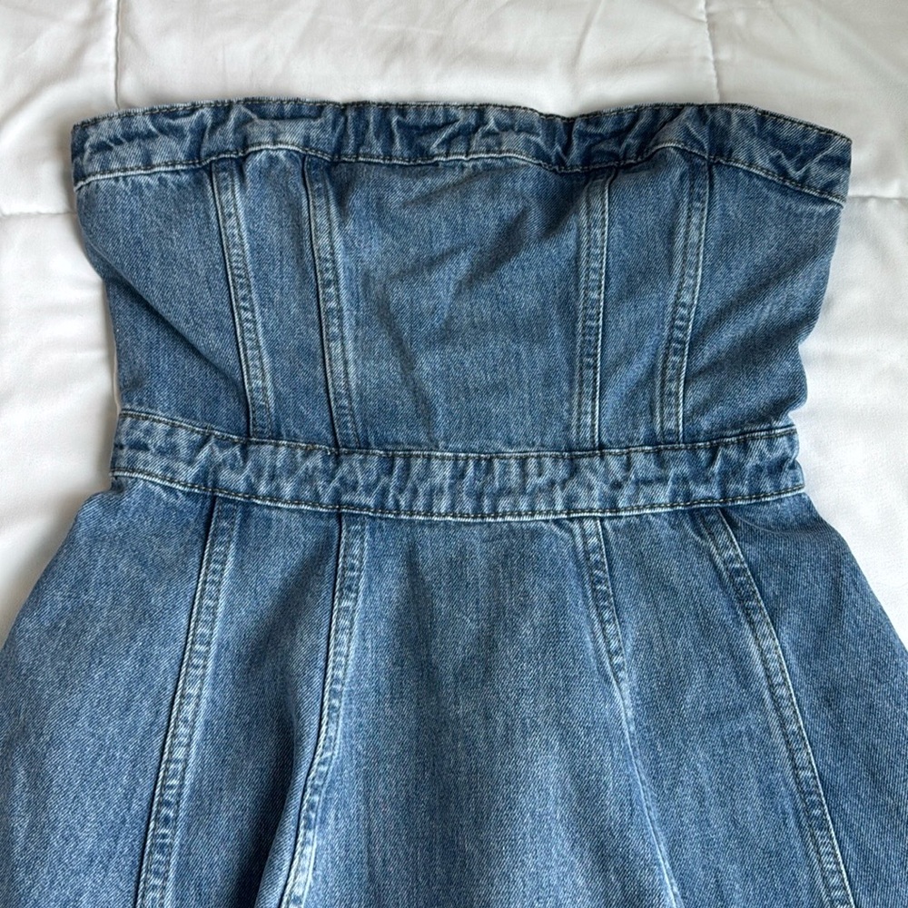 NWT Lulus Cutesy Charm Light Wash Denim Strapless Mini Dress With Pocket… - Picture 3 of 6